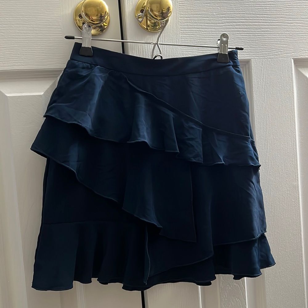 H&M frill navy mini skirt size 2 NWT